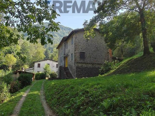 Rustico in vendita a Unione dei comuni Media Valle del Serchio, Pescaglia