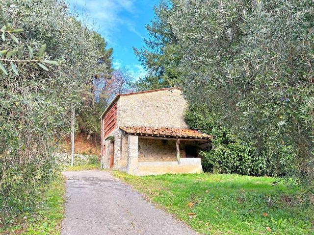 Rustico in vendita a Unione dei comuni Media Valle del Serchio, Pescaglia