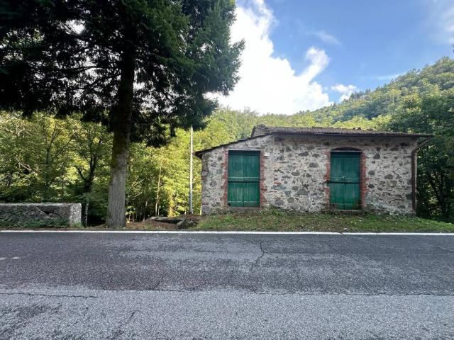 Rustico in vendita a Unione dei comuni Media Valle del Serchio, Pescaglia