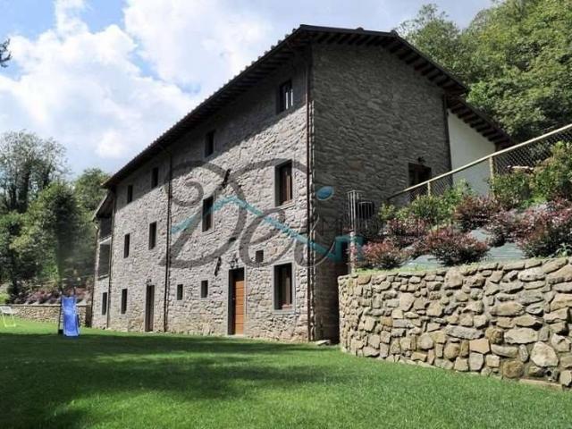 Rustico in vendita a Unione dei comuni Media Valle del Serchio, Pescaglia