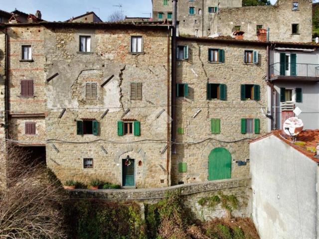Rustico in vendita a Uzzano E Castello, Toscana