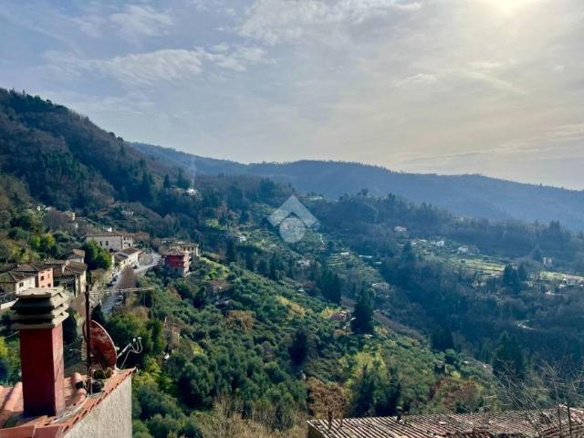 Rustico in vendita a Uzzano E Castello, Toscana