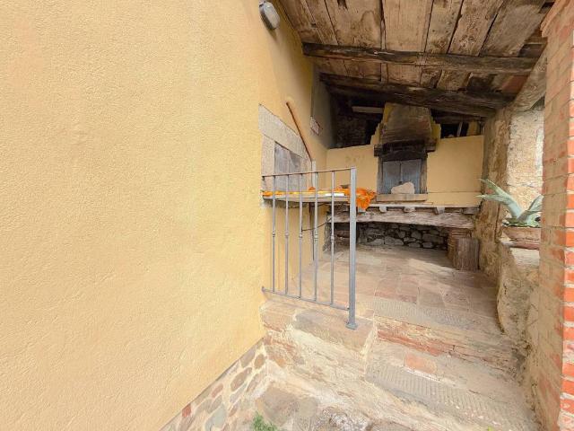 Rustico in vendita a Uzzano E Castello, Toscana