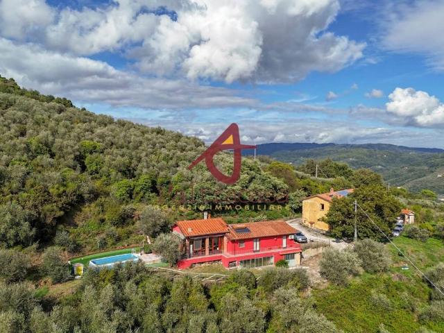 Rustico in vendita a Ricciano, Uzzano E Castello