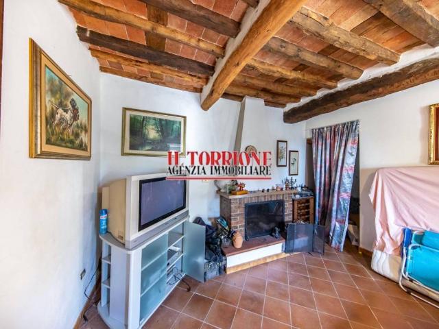 Rustico in vendita a San Lorenzo a Cerreto, Uzzano E Castello