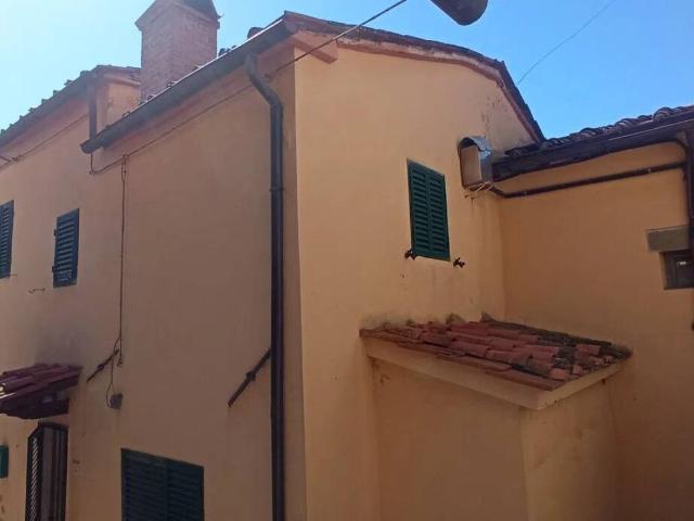 Rustico in vendita a Uzzano E Castello, Toscana