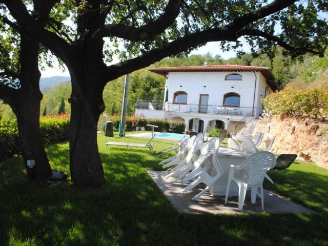 Rustico in vendita a Collecchio, Uzzano E Castello