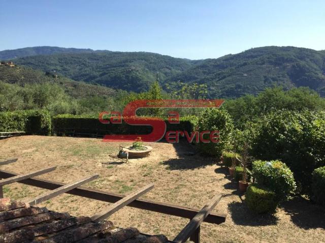 Rustico in vendita a Collecchio, Uzzano E Castello
