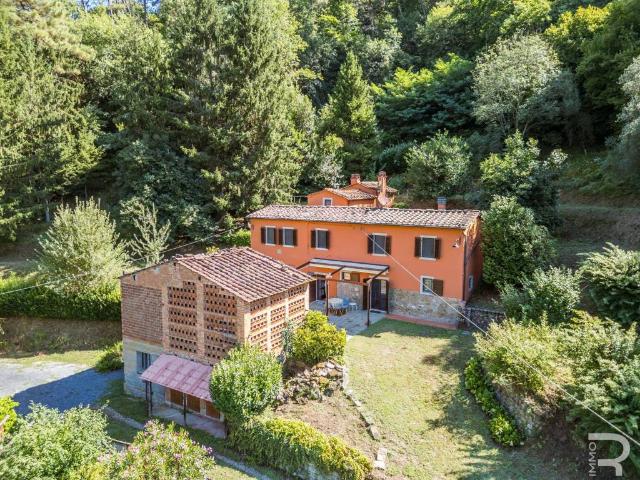 Rustico in vendita a Medicina, Uzzano E Castello