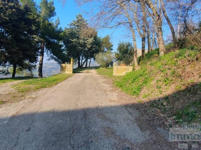 Rustico in vendita a Marche, Pesaro E Urbino