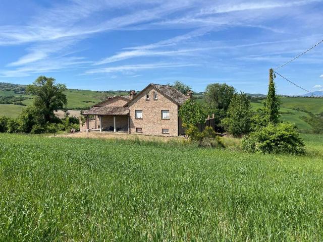 Rustico in vendita a Urbino, Pesaro e Urbino