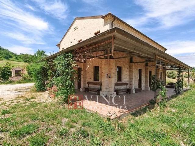 Rustico in vendita a Marche, Fermo