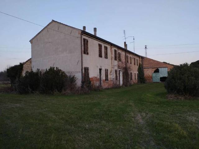 Rustico in vendita a Piacenza d'Adige, Padova