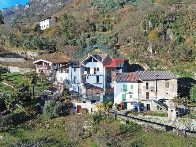 Rustico in vendita a Comunità montana della valle Camonica, Piancogno