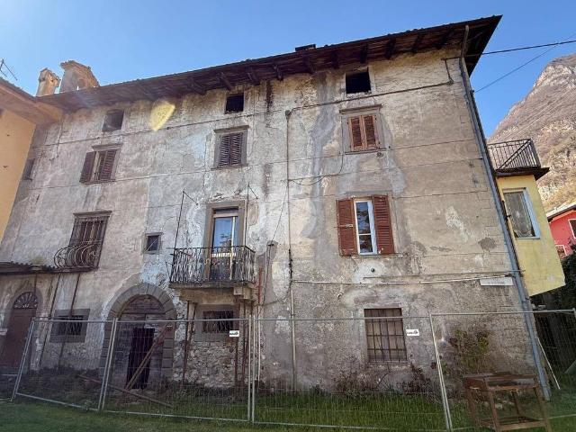 Rustico in vendita a Comunità montana della valle Camonica, Piancogno