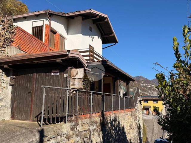 Rustico in vendita a Comunità montana della valle Camonica, Piancogno