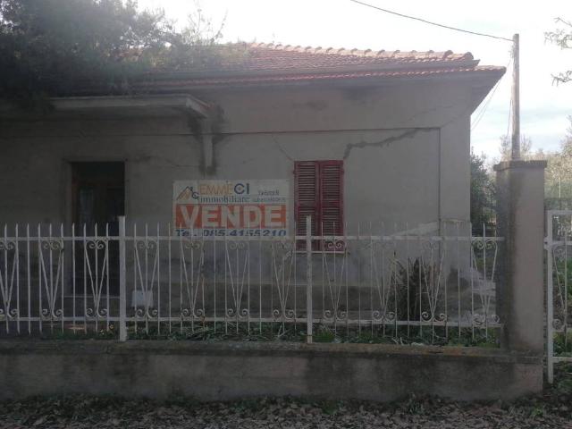 Rustico in vendita a Pianella, Abruzzo