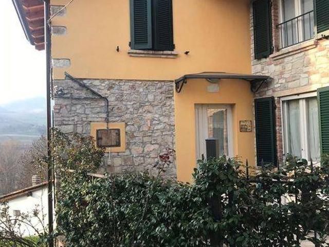 Rustico in vendita a Alta Val Tidone, Nibbiano