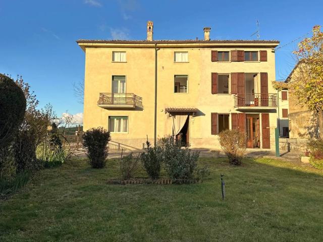 Rustico in vendita a Nibbiano, Reggio Emilia