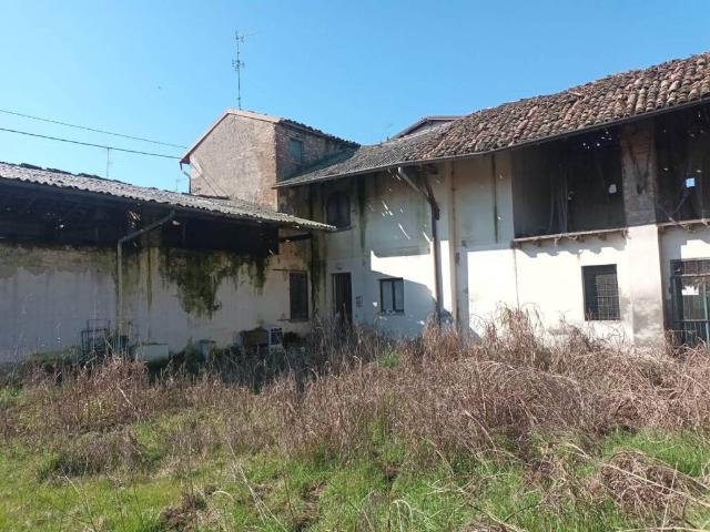 Rustico in vendita a Pianengo, Lombardia