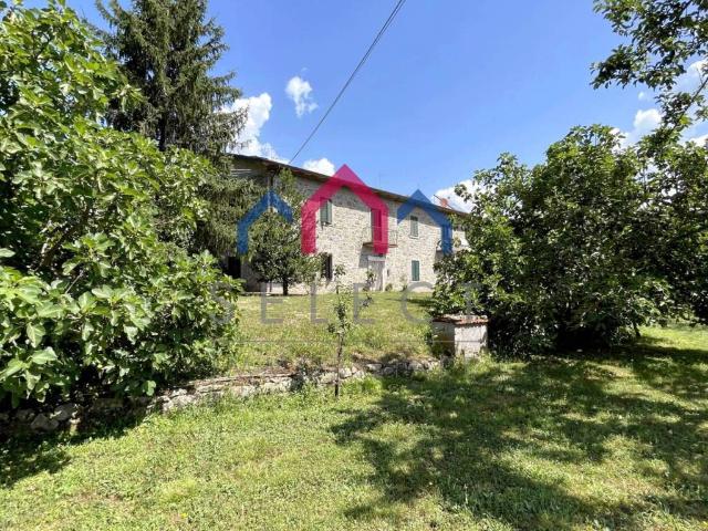 Rustico in vendita a Unione Comuni Garfagnana, Piazza Al Serchio
