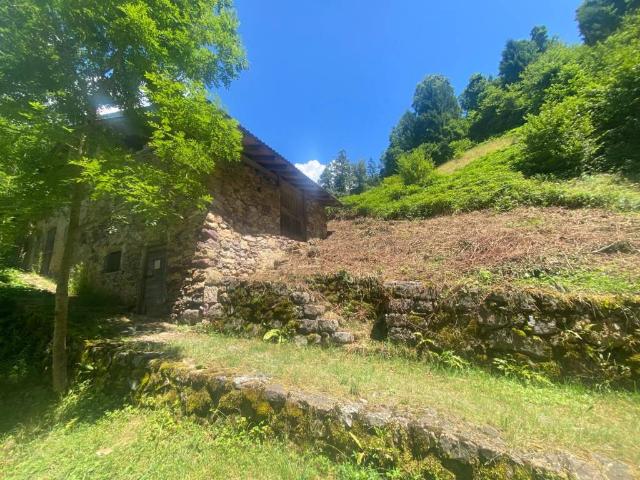 Rustico in vendita a Comunità Montana della Valle Brembana, Piazzolo