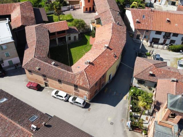 Rustico in vendita a Piemonte, Asti
