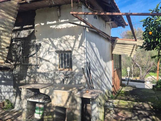 Rustico in vendita a Piedimonte Etneo, Sicilia