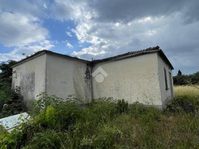 Rustico in vendita a Piedimonte San Germano, Lazio