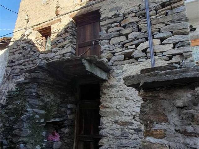 Rustico in vendita a Bannio Anzino, Piemonte