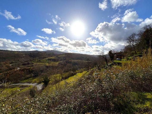 Rustico in vendita a Piegaro, Umbria