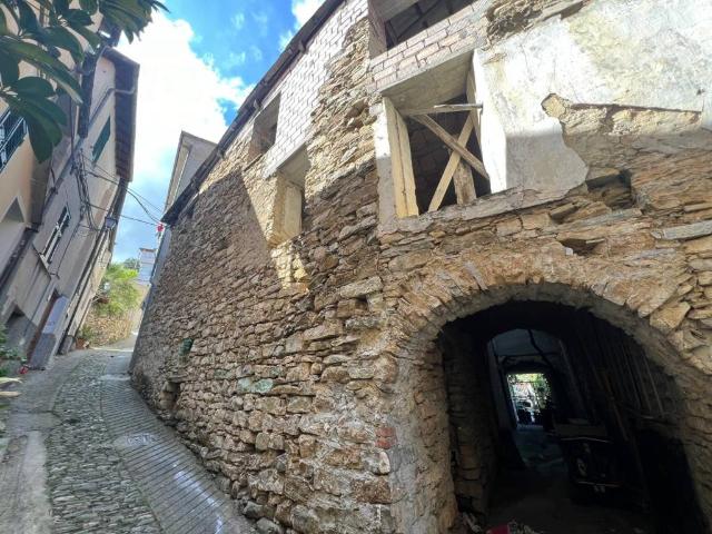Rustico in vendita a Pietrabruna, Liguria