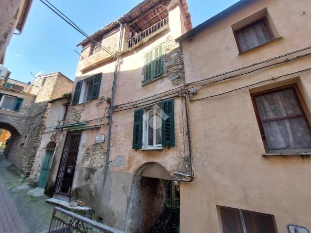 Rustico in vendita a Pietrabruna, Liguria
