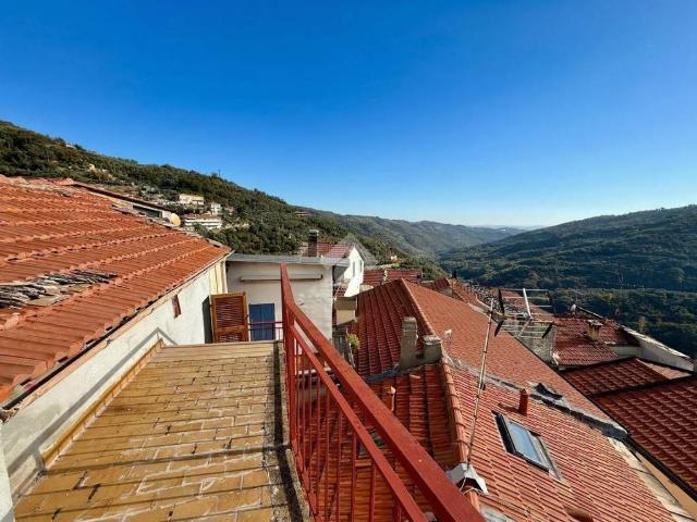Rustico in vendita a Pietrabruna, Liguria