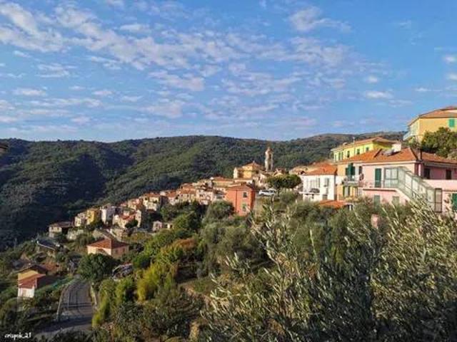 Rustico in vendita a Pietrabruna, Liguria