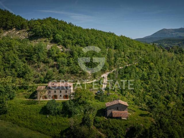 Rustico in vendita a Pietralunga, Umbria