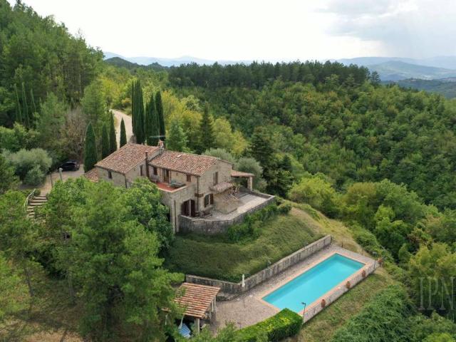 Rustico in vendita a Pietralunga, Umbria