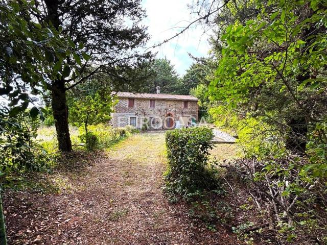 Rustico in vendita a Pietralunga, Umbria