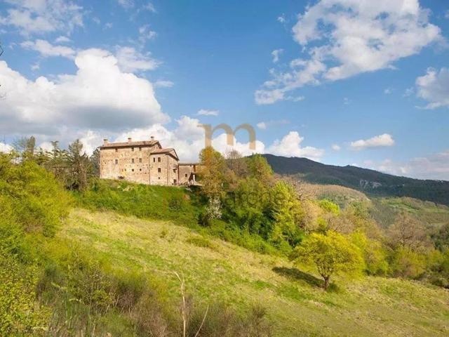 Rustico in vendita a Pietralunga, Perugia