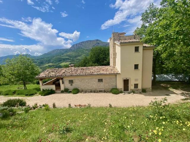 Rustico in vendita a Pietranico, Abruzzo