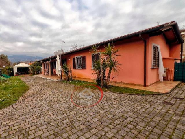 Rustico in vendita a Tonfano, Toscana