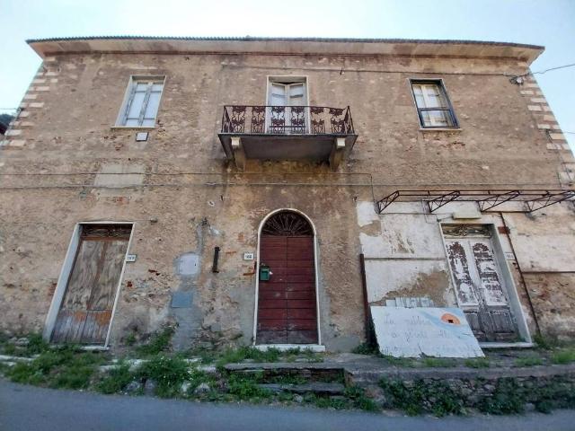Rustico in vendita a Tonfano, Toscana