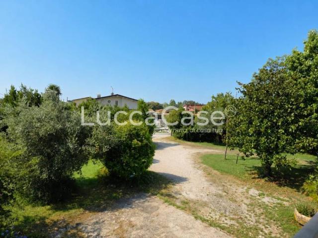 Rustico in vendita a Tonfano, Toscana