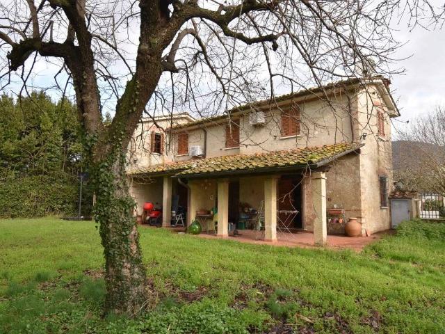 Rustico in vendita a Tonfano, Toscana