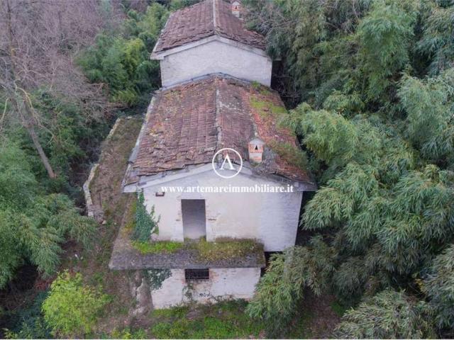 Rustico in vendita a Castello, Tonfano