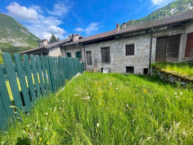 Rustico in vendita a Comunità Valsugana e Tesino, Pieve Tesino
