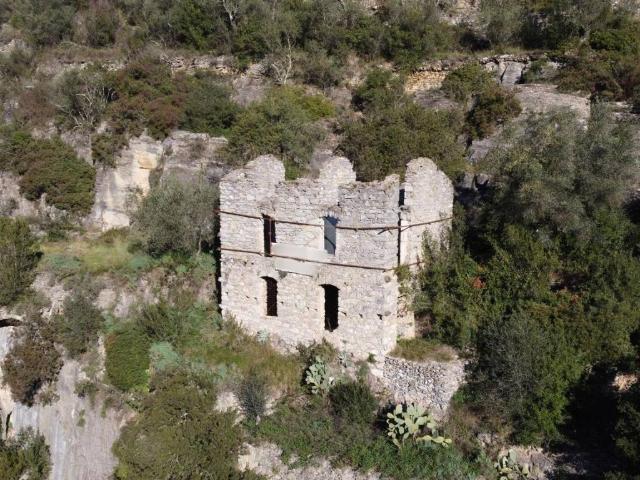 Rustico in vendita a Ubago, Pigna