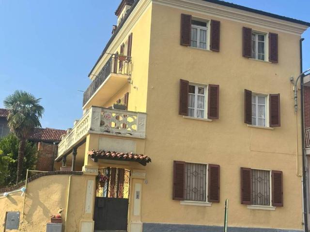 Rustico in vendita a Piemonte, Asti