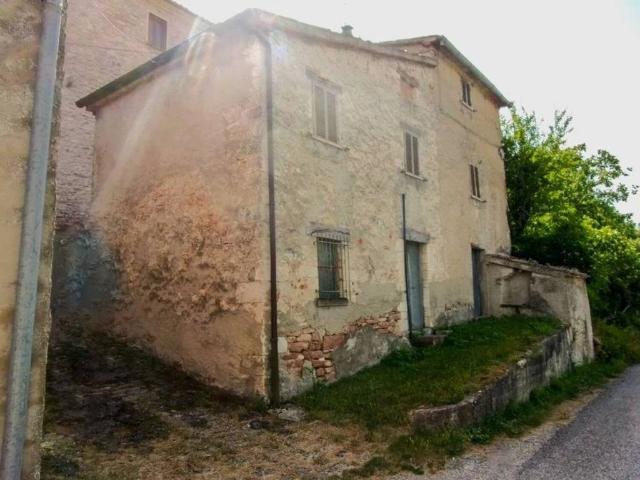 Rustico in vendita a Marche, Pesaro E Urbino