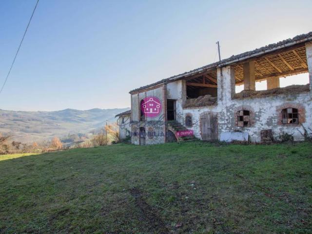Rustico in vendita a Colombaia di Pomaro, Piozzano